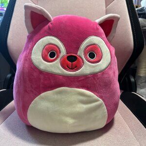 Lucia the Lemur Squishmallow